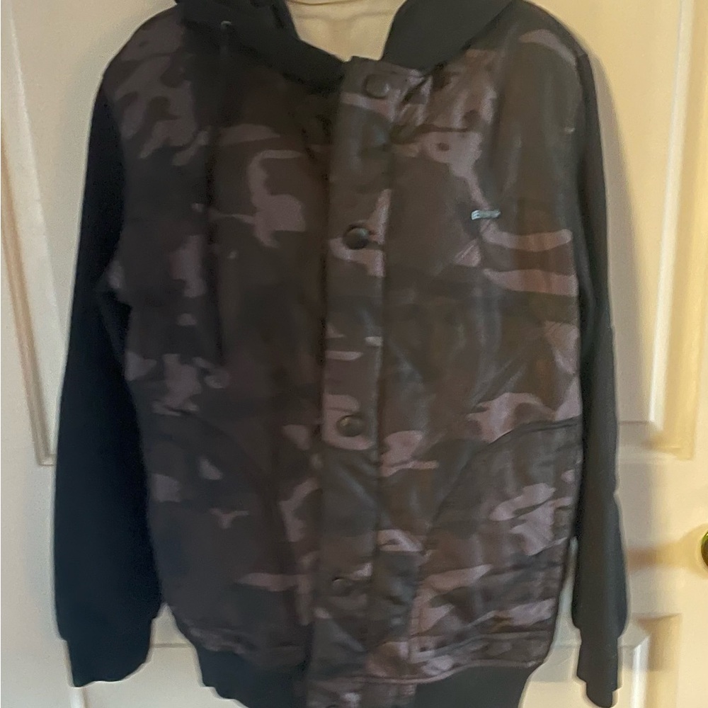 MENS Camo Hoodie-Medium